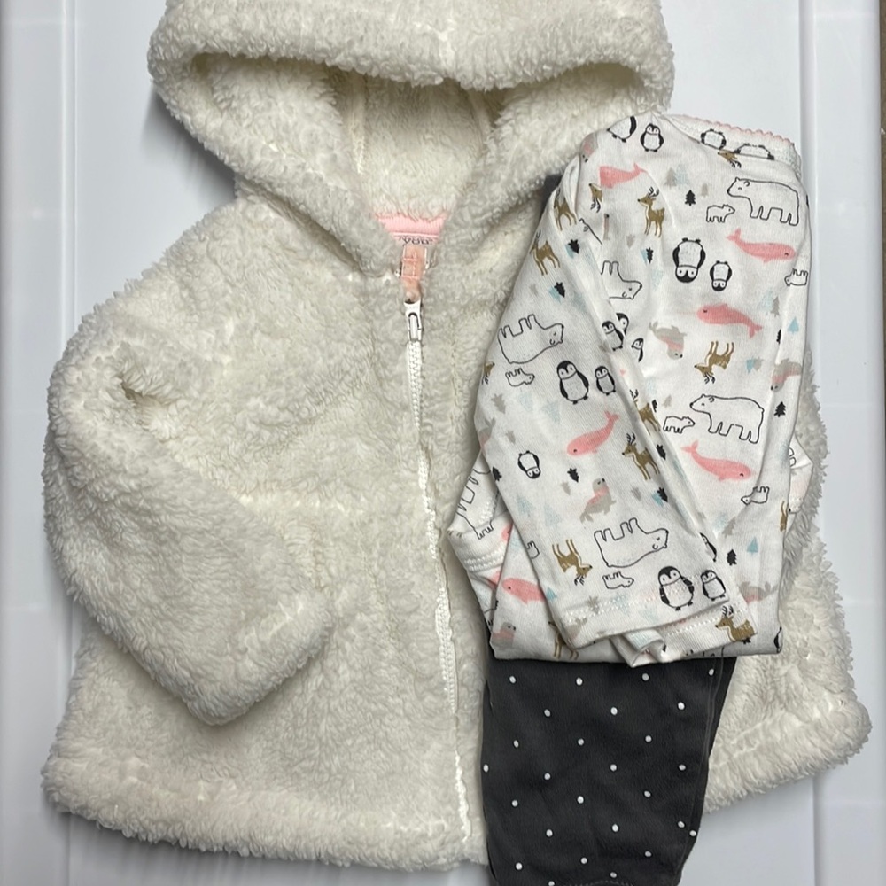 NWOT Fuzzy Bear Hoodie 3 piece Set